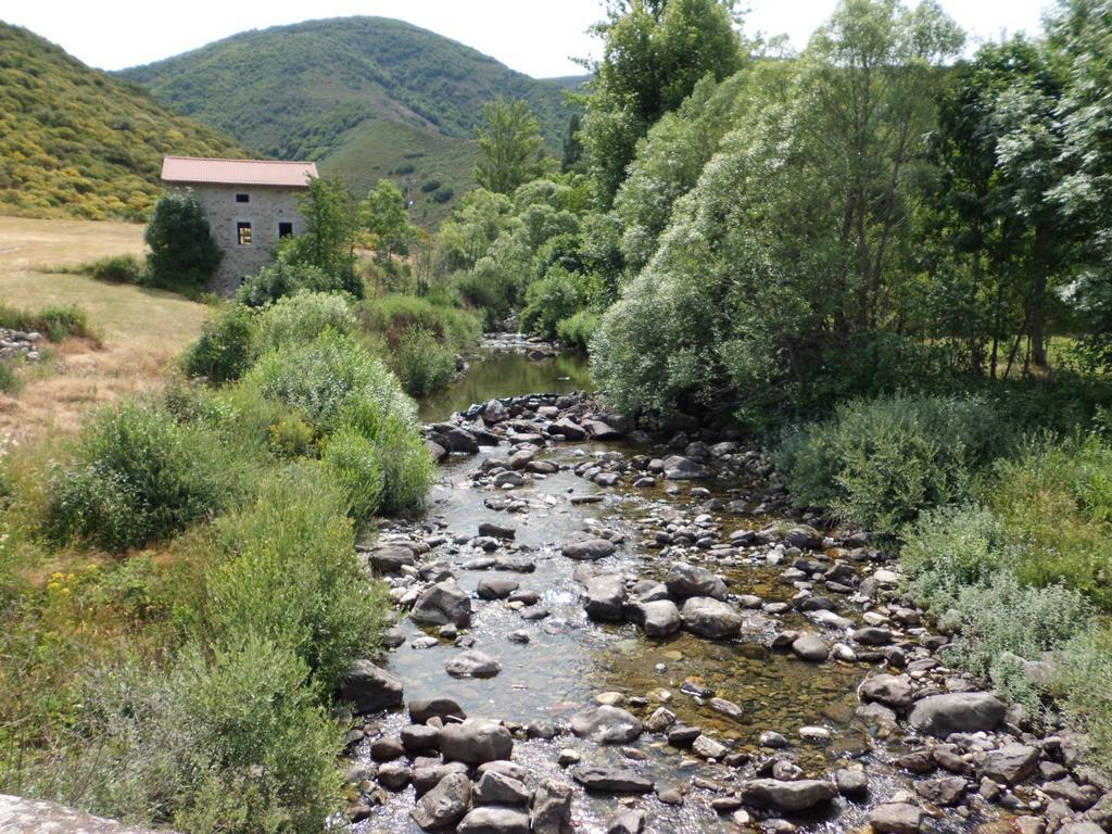 Casa Rural La Altanera Barniedo de la Reina Kültér fotó